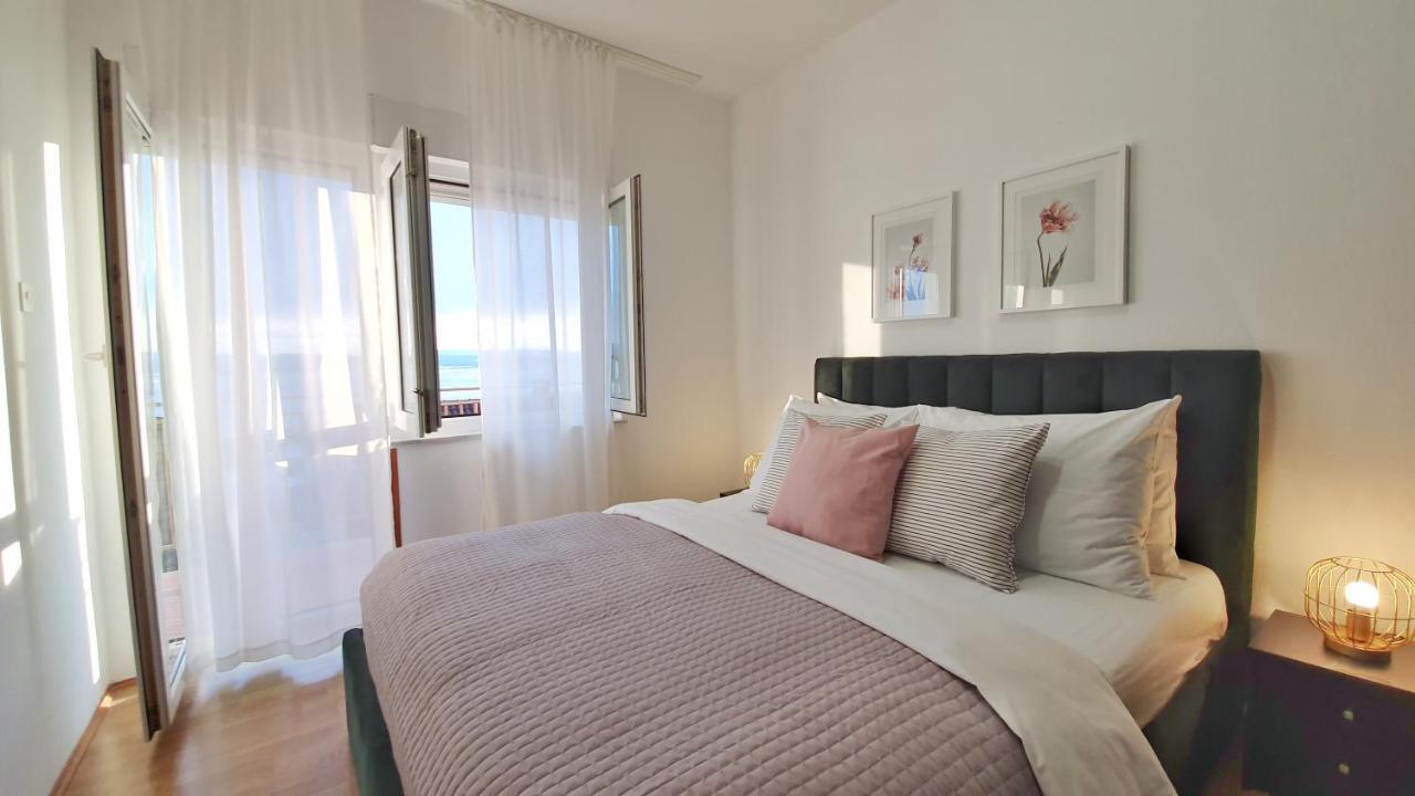 Seaview Apartment With Balcony And Terrace Barac Crikvenica Kültér fotó